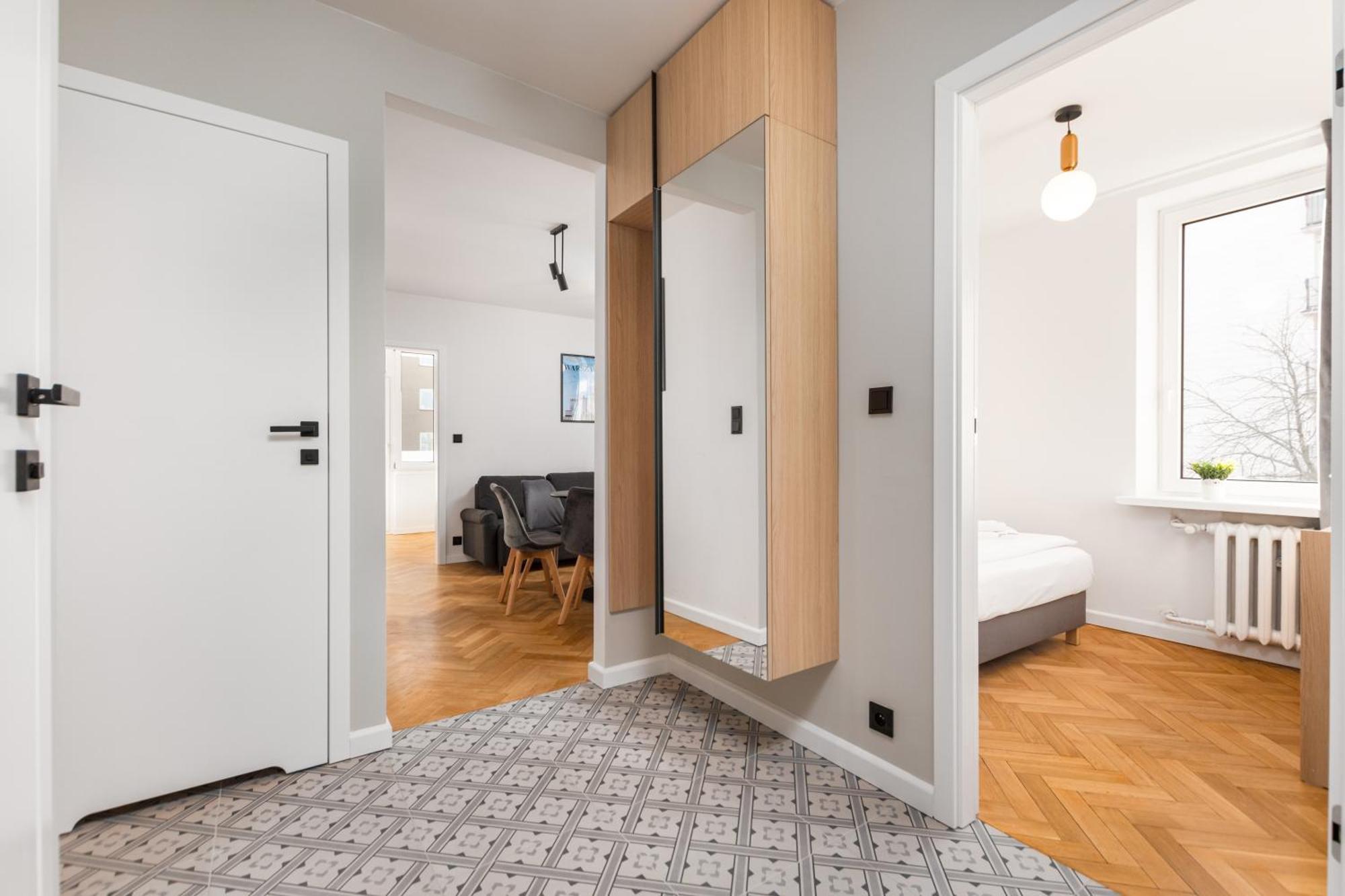 3 Bedroom Apartment Lipowa By Your Freedom Warsawa Bagian luar foto