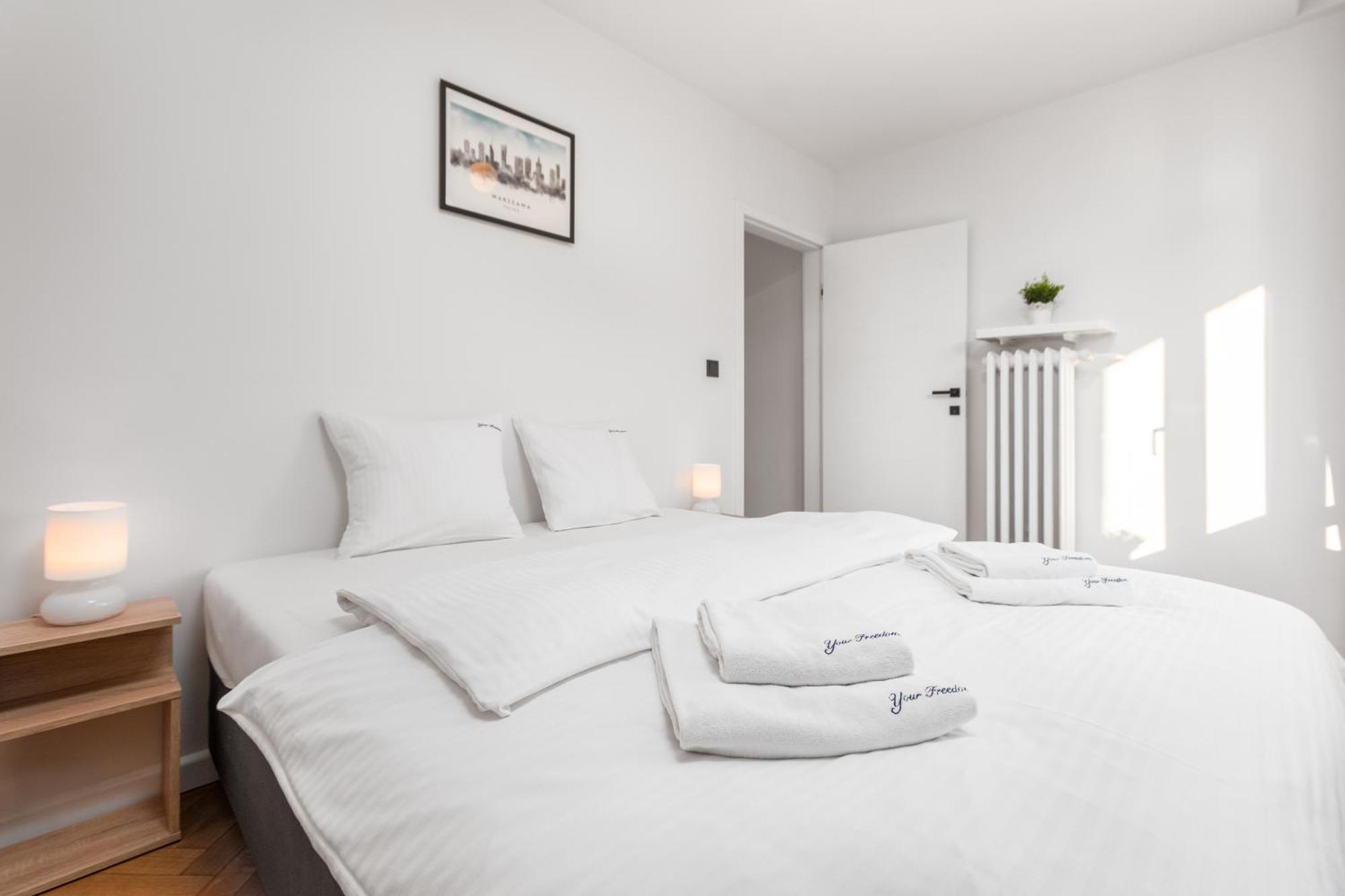 3 Bedroom Apartment Lipowa By Your Freedom Warsawa Bagian luar foto